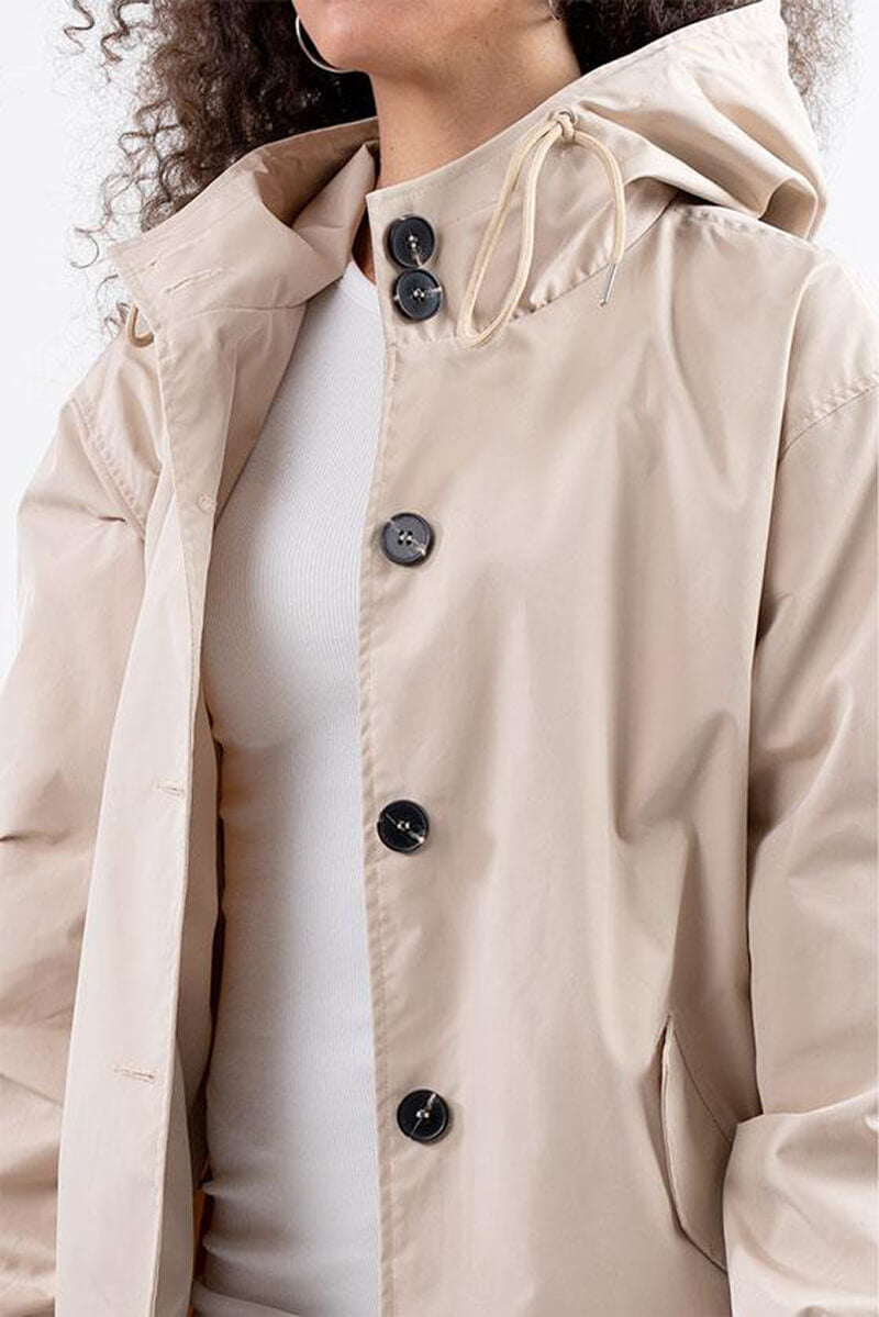 Casaco Corta Vento Impermeável com Capuz Oversized - Mudeseulook