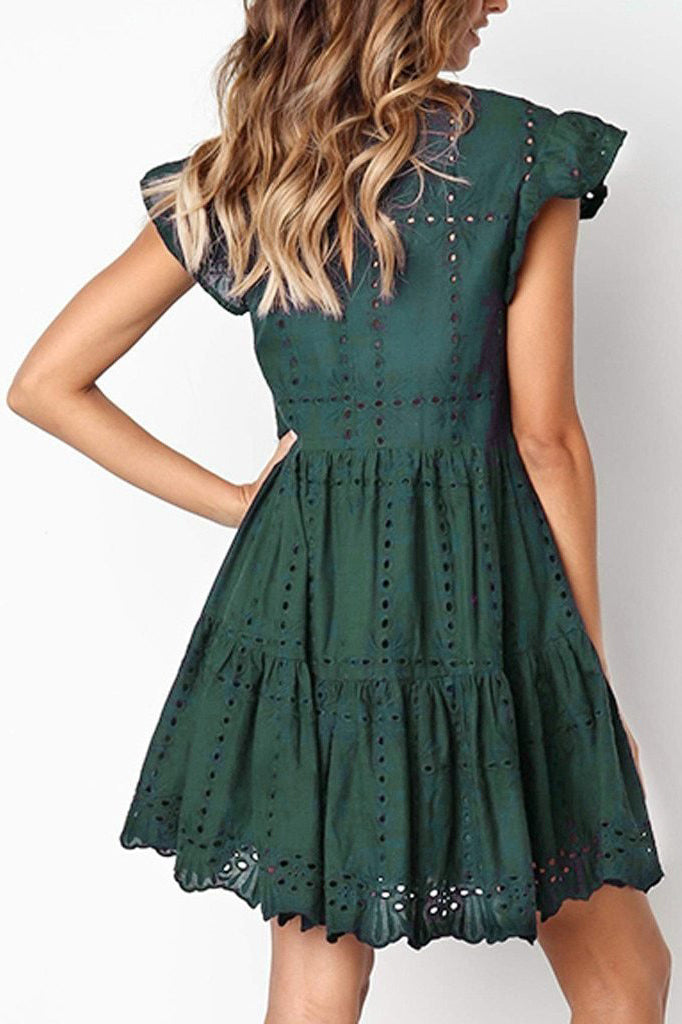 Vestido Curto Detalhe Babado no Ombro - Mudeseulook
